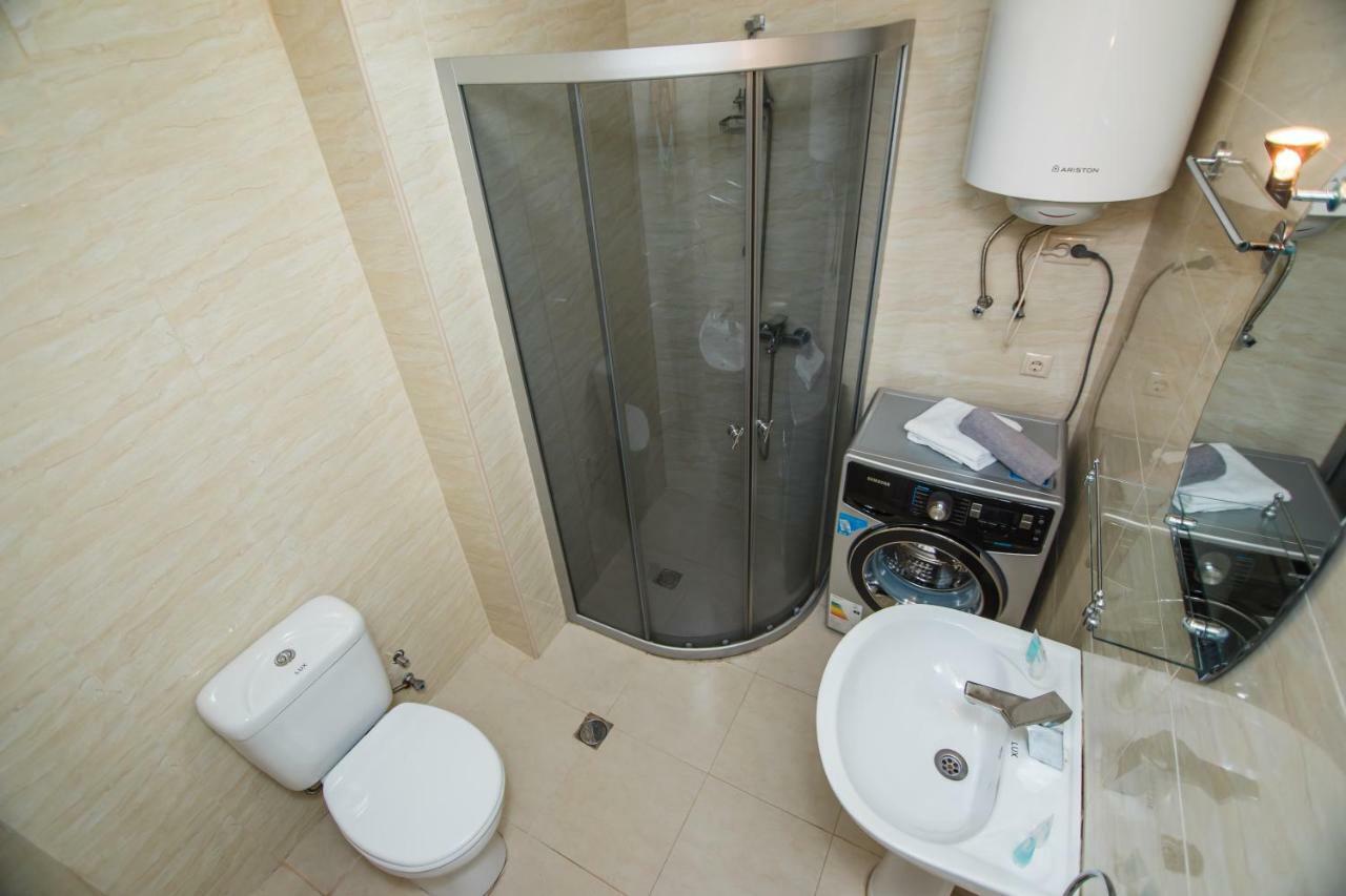 Sea Towers Lux 17-05 Apartment บาทูมิ ภายนอก รูปภาพ